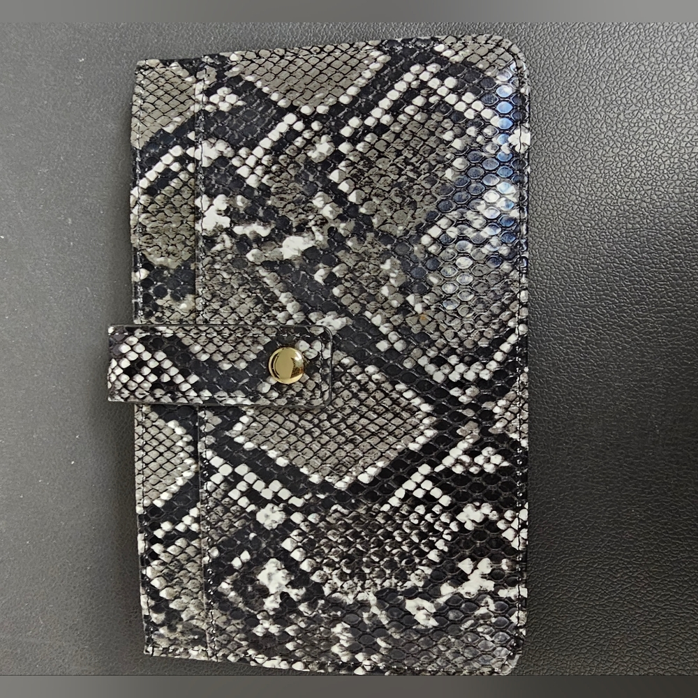 Snakeskin wallet with removable coin purse/card slot holder